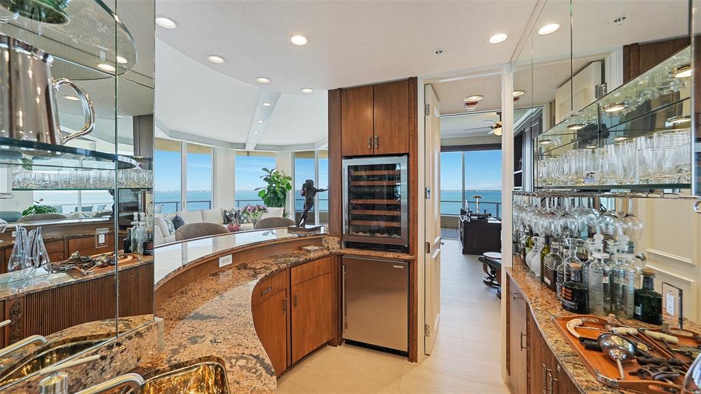 GRAND BAY 1 - Residential