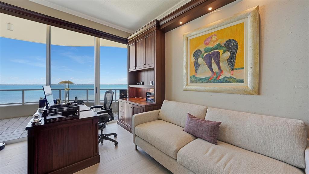 GRAND BAY 1 - Residential