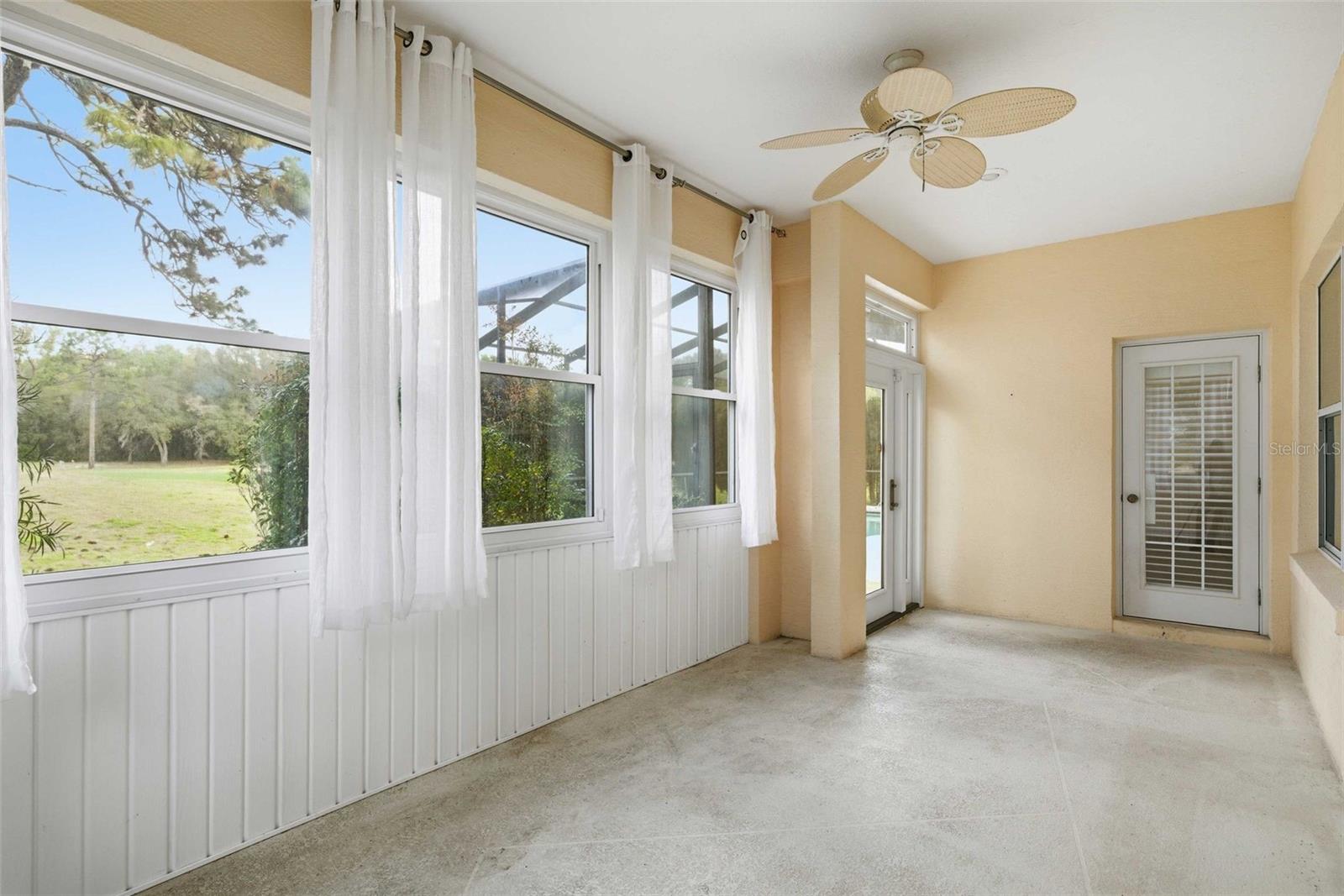LAUREL RIDGE 02 - Residential