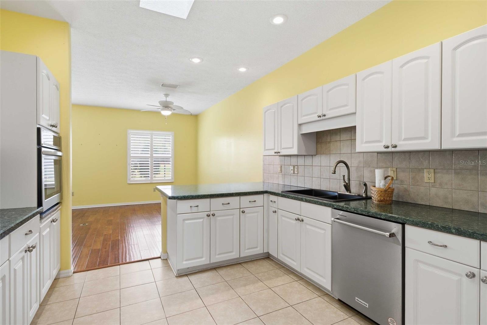 LAUREL RIDGE 02 - Residential
