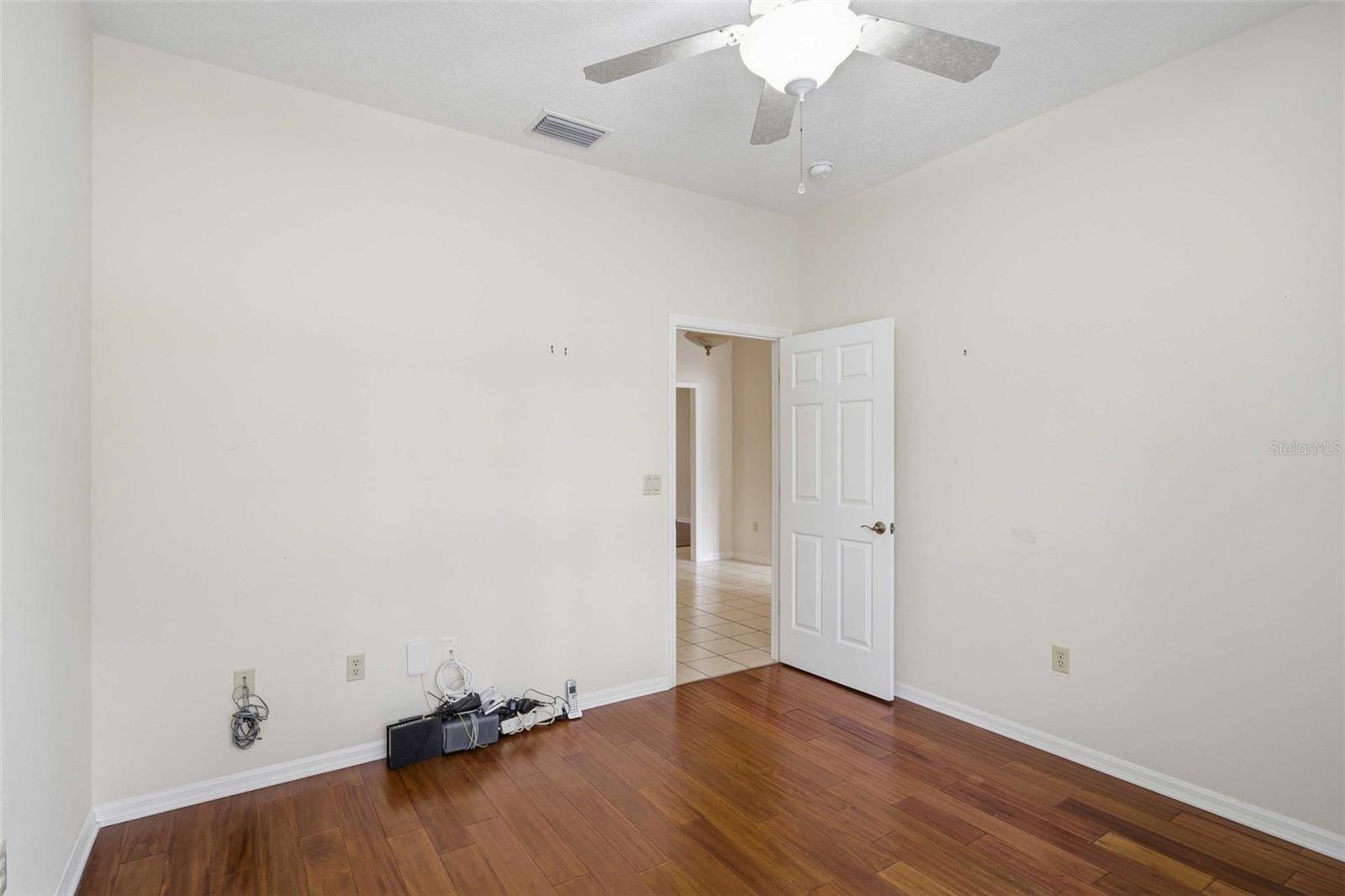 LAUREL RIDGE 02 - Residential