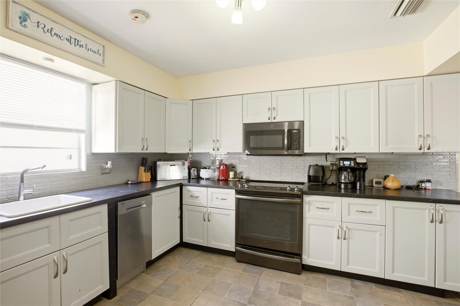 STICKNEY POINT PARK - Residential