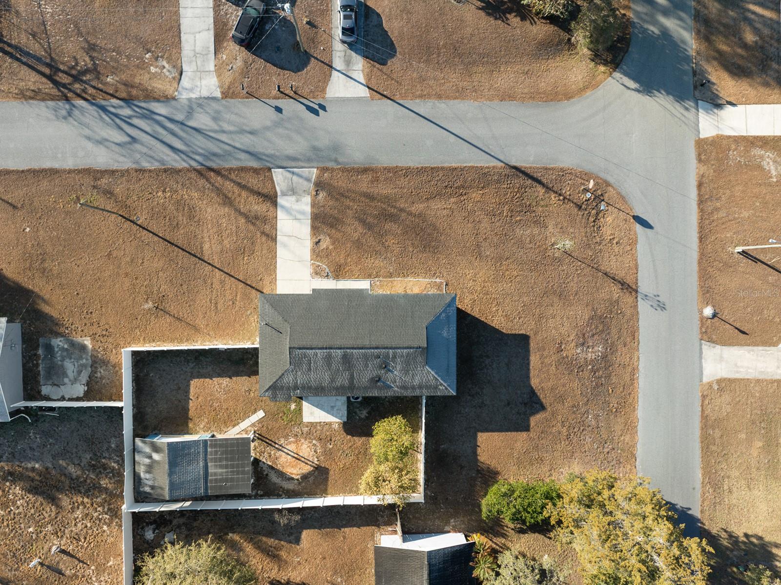 LADY LAKE APRIL HILLS - Residential