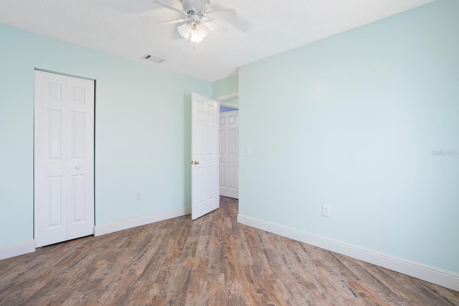 LADY LAKE APRIL HILLS - Residential