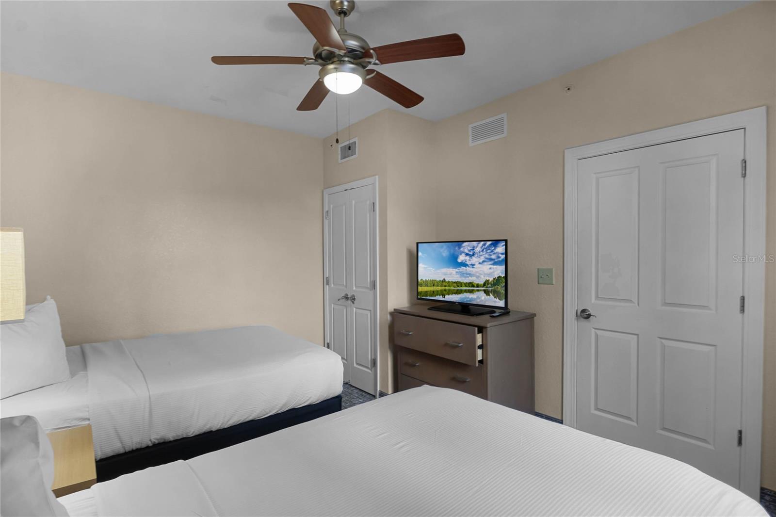 FLORIDAYS ORLANDO RESIDENCE - Residential