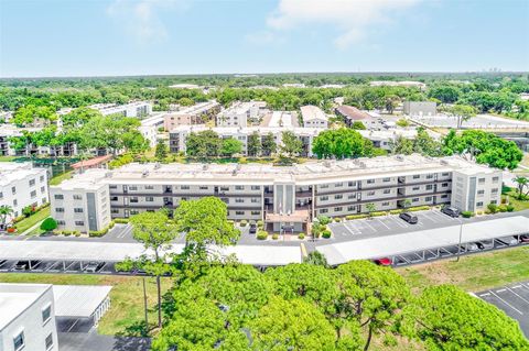 Photo of 7951 58th Avenue N #208, St Petersburg, FL 33709 (MLS # TB8505660)