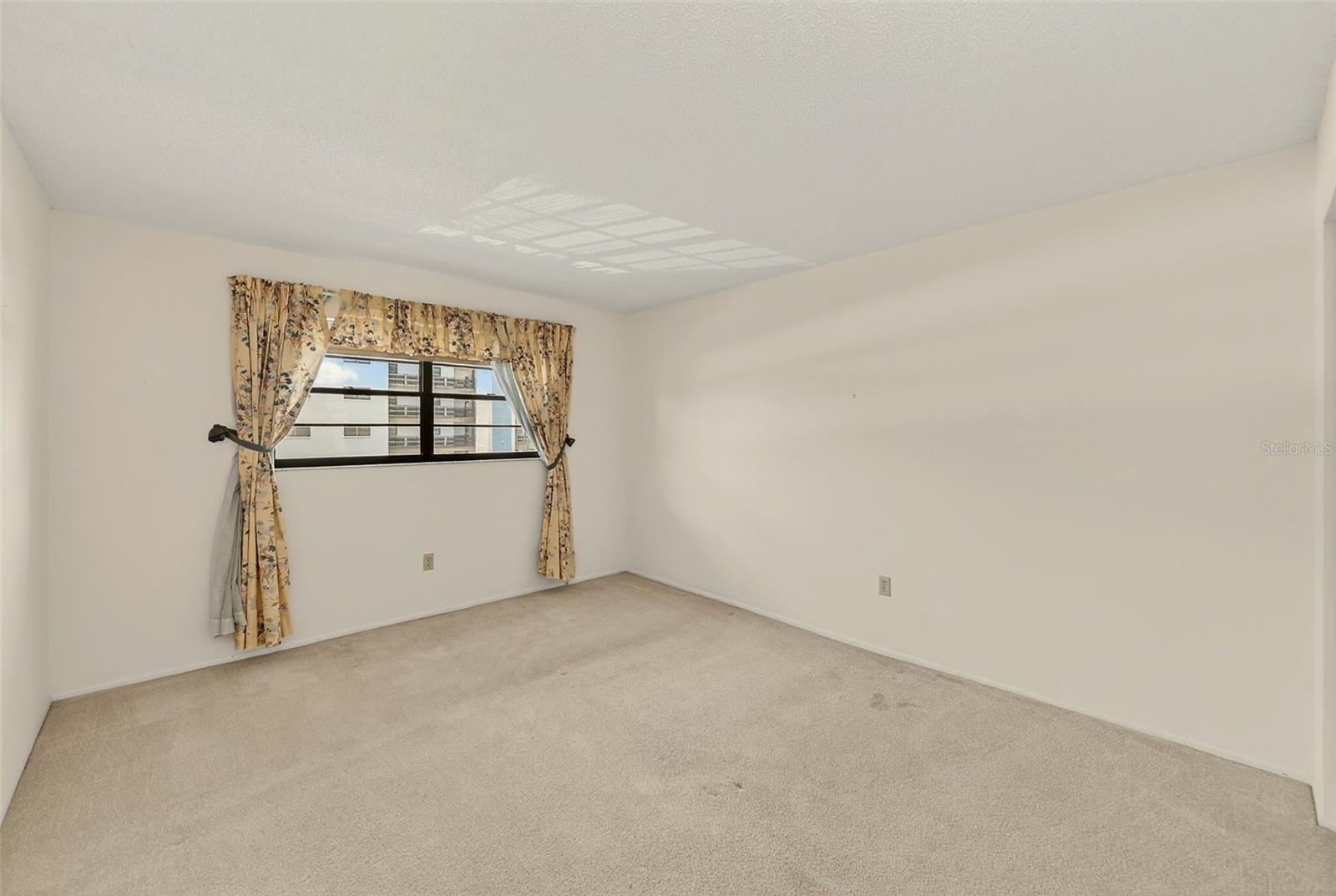 TERRACE PARK OF FIVE TOWNS - Residential