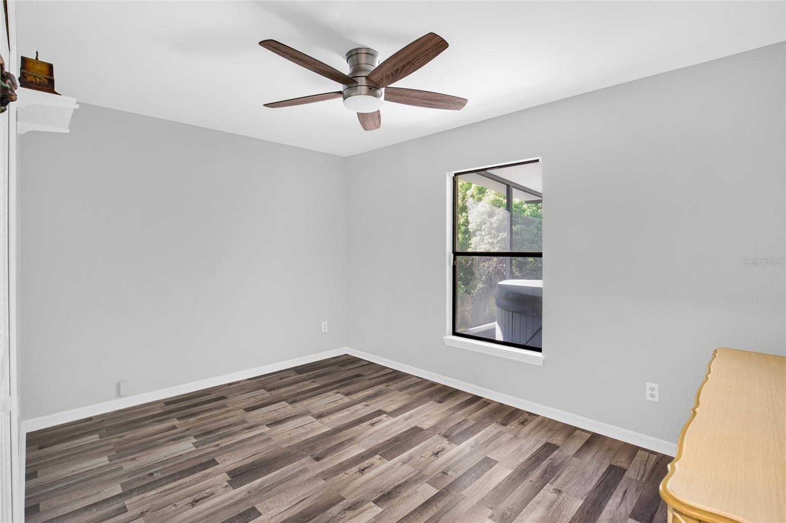 DELTONA LAKES - Residential