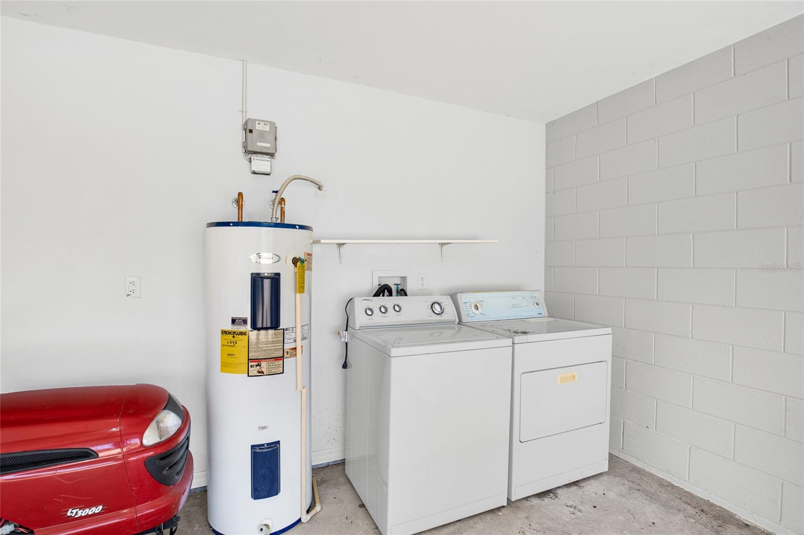 DELTONA LAKES - Residential