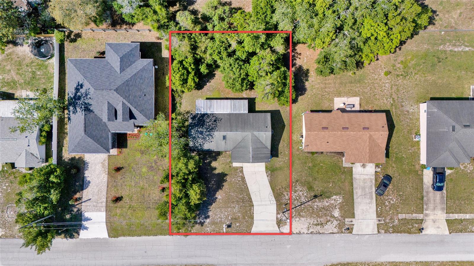 DELTONA LAKES - Residential