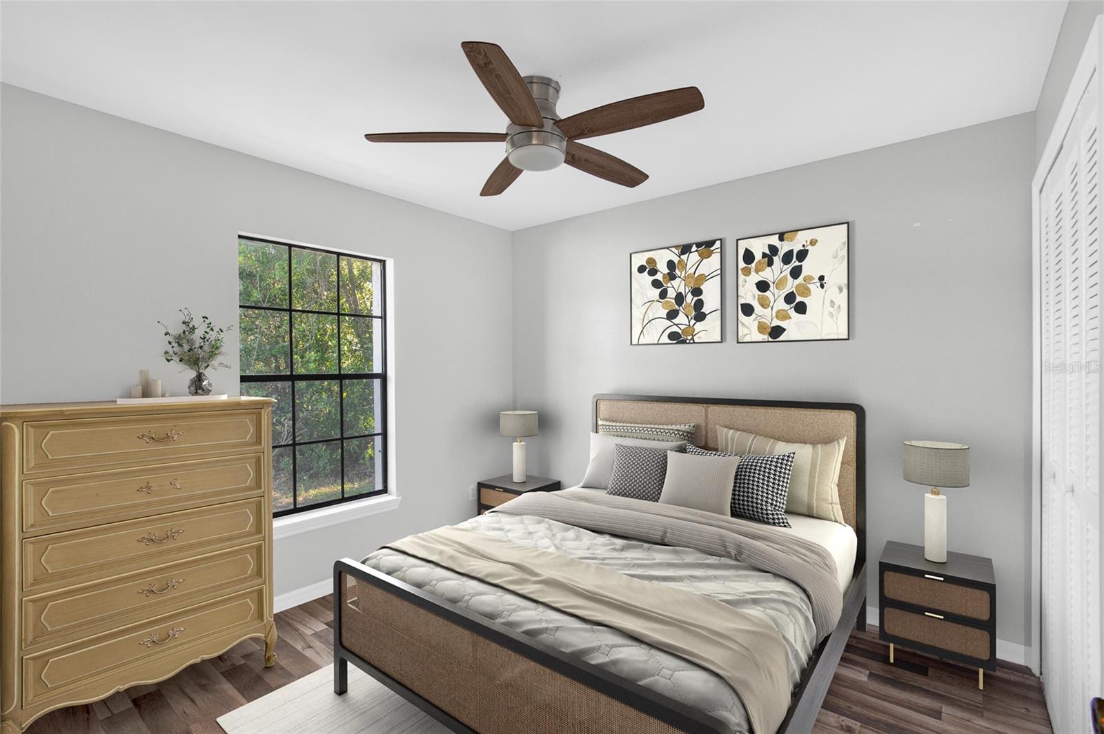 DELTONA LAKES - Residential