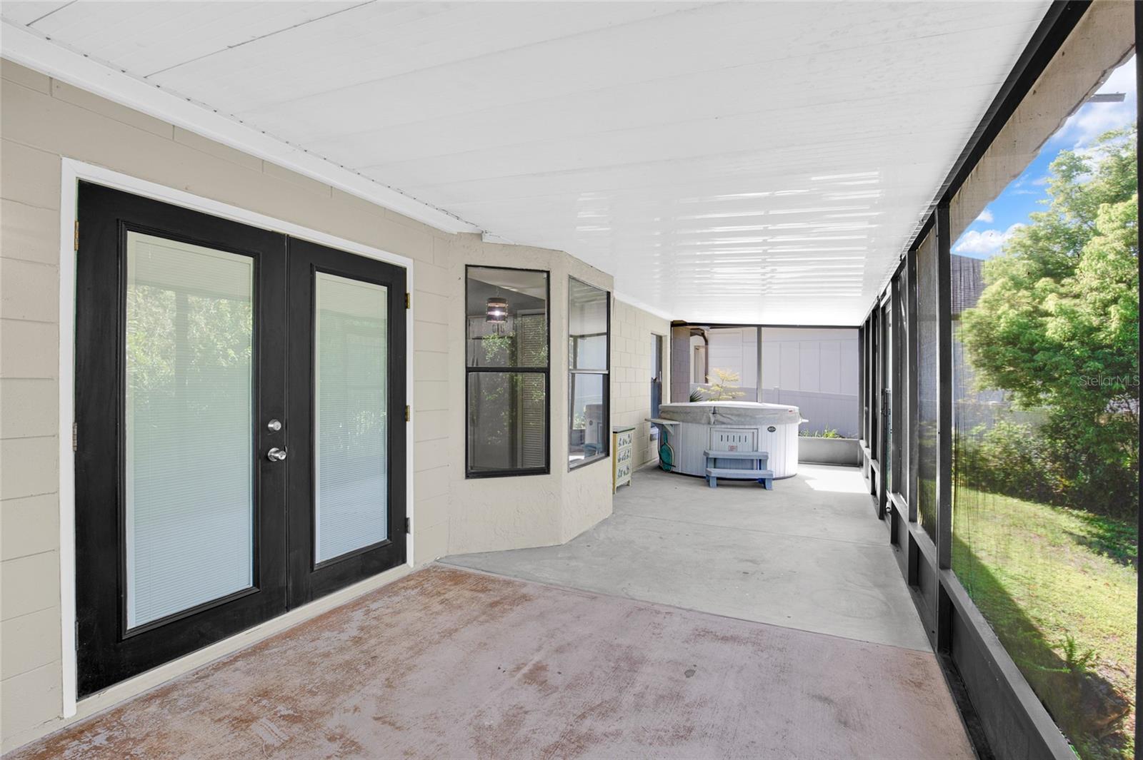 DELTONA LAKES - Residential