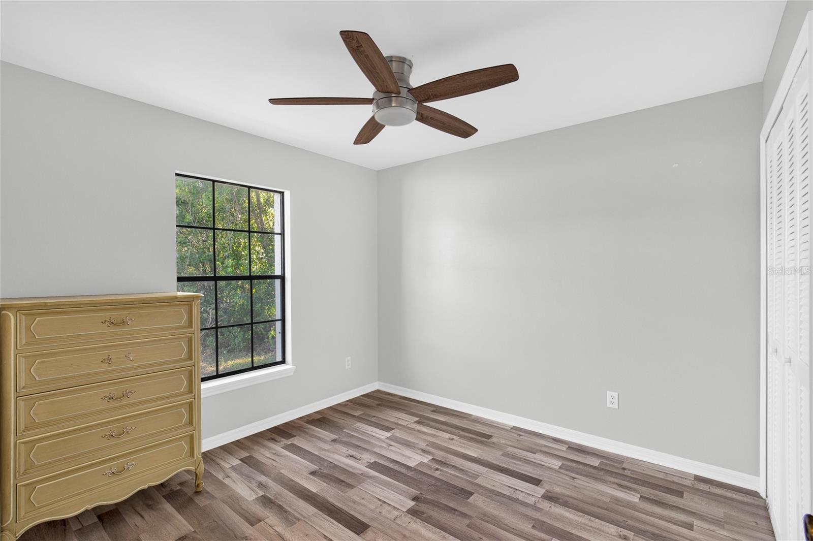 DELTONA LAKES - Residential