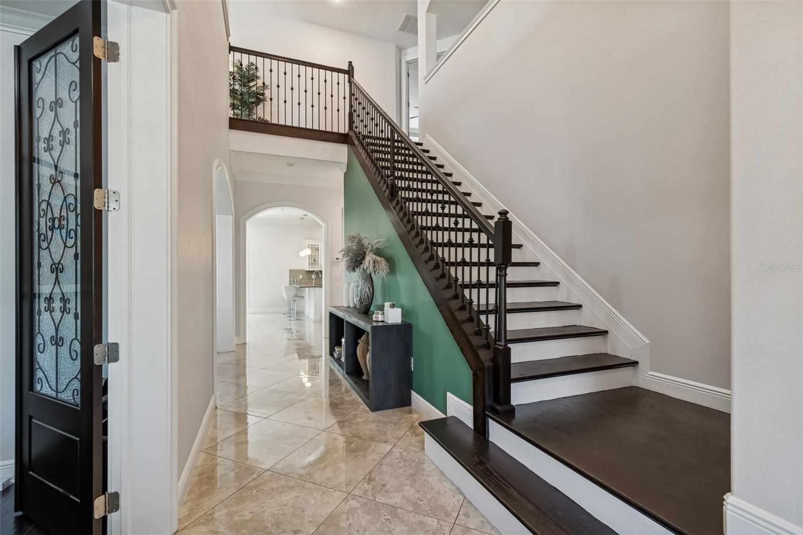 VIRGINIA PARK / MARYLAND MANOR AREA - Residential