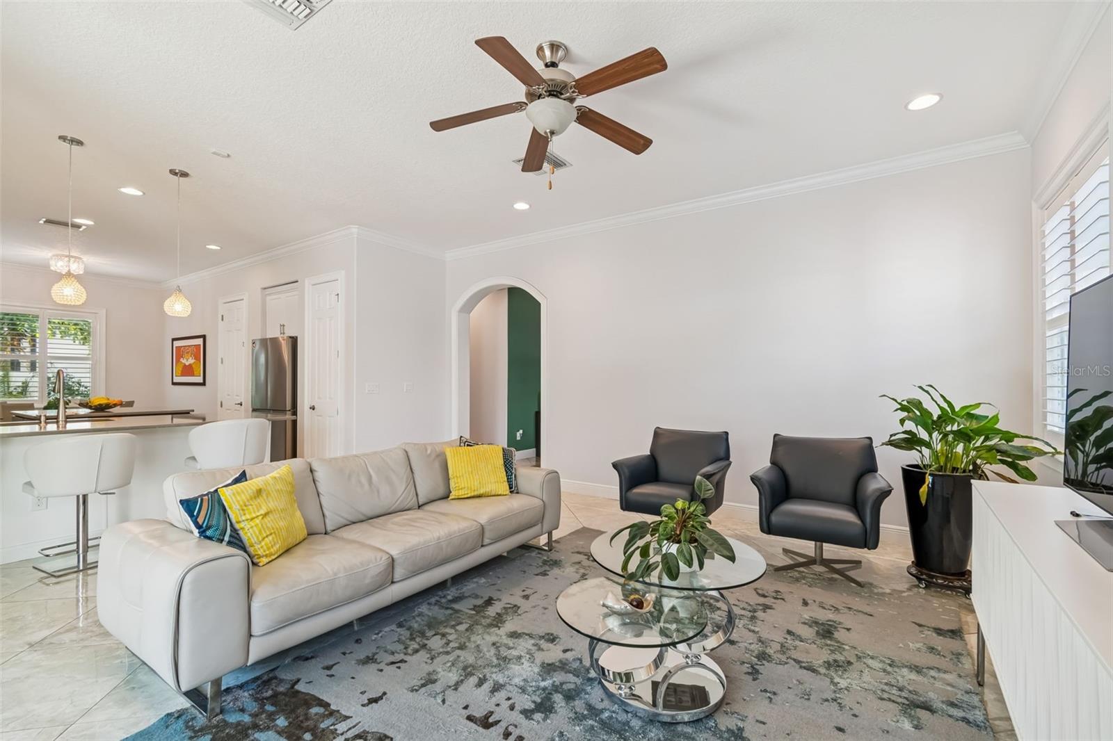 VIRGINIA PARK / MARYLAND MANOR AREA - Residential