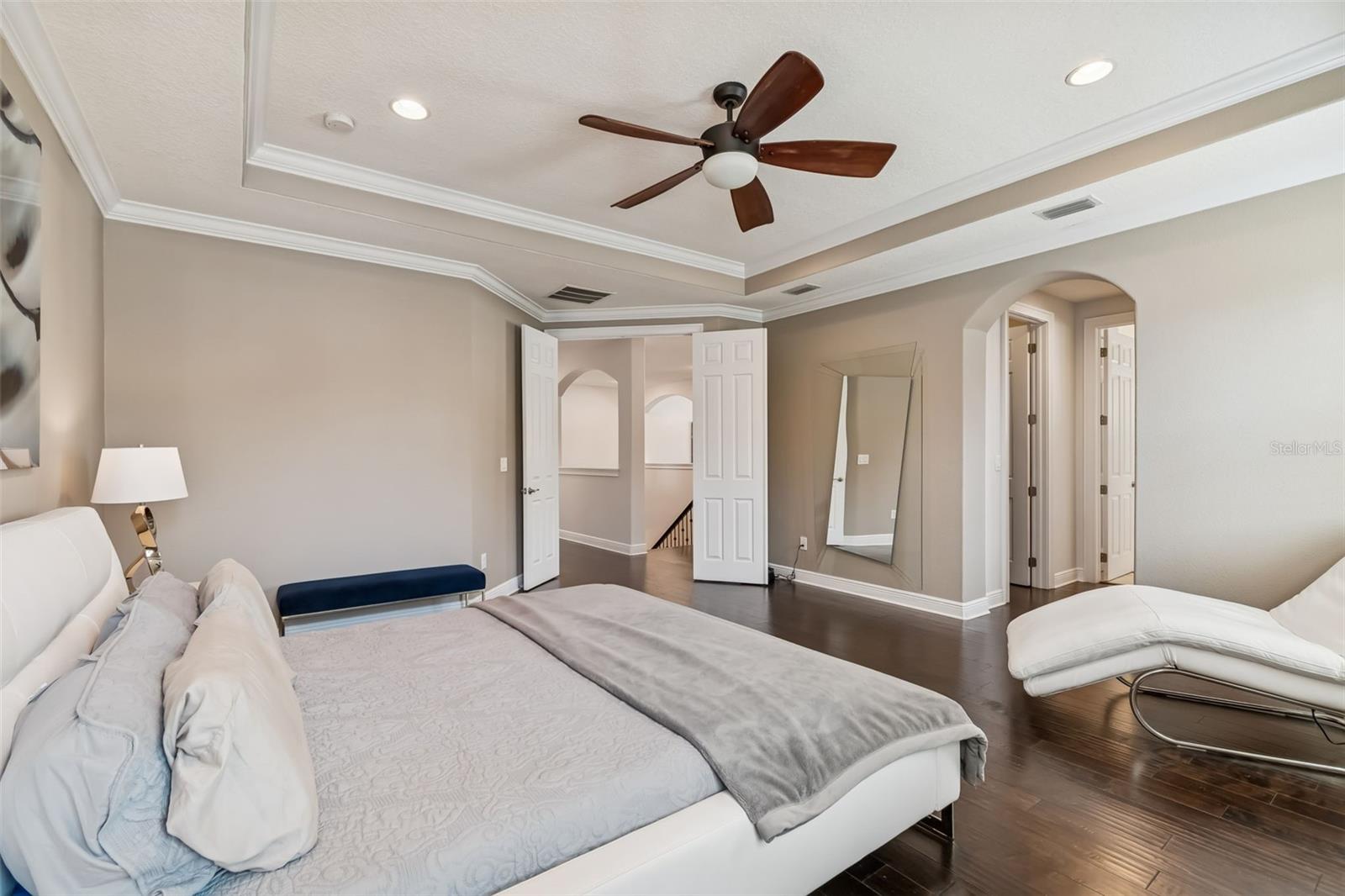 VIRGINIA PARK / MARYLAND MANOR AREA - Residential