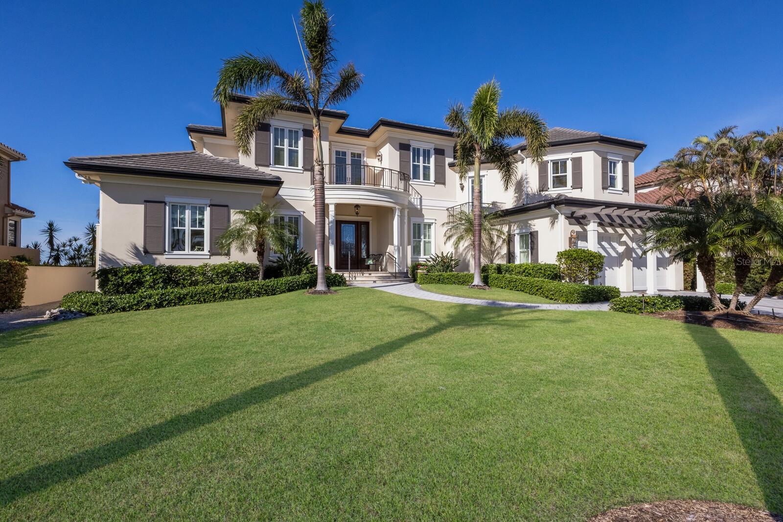 348 W ROYAL FLAMINGO DRIVE