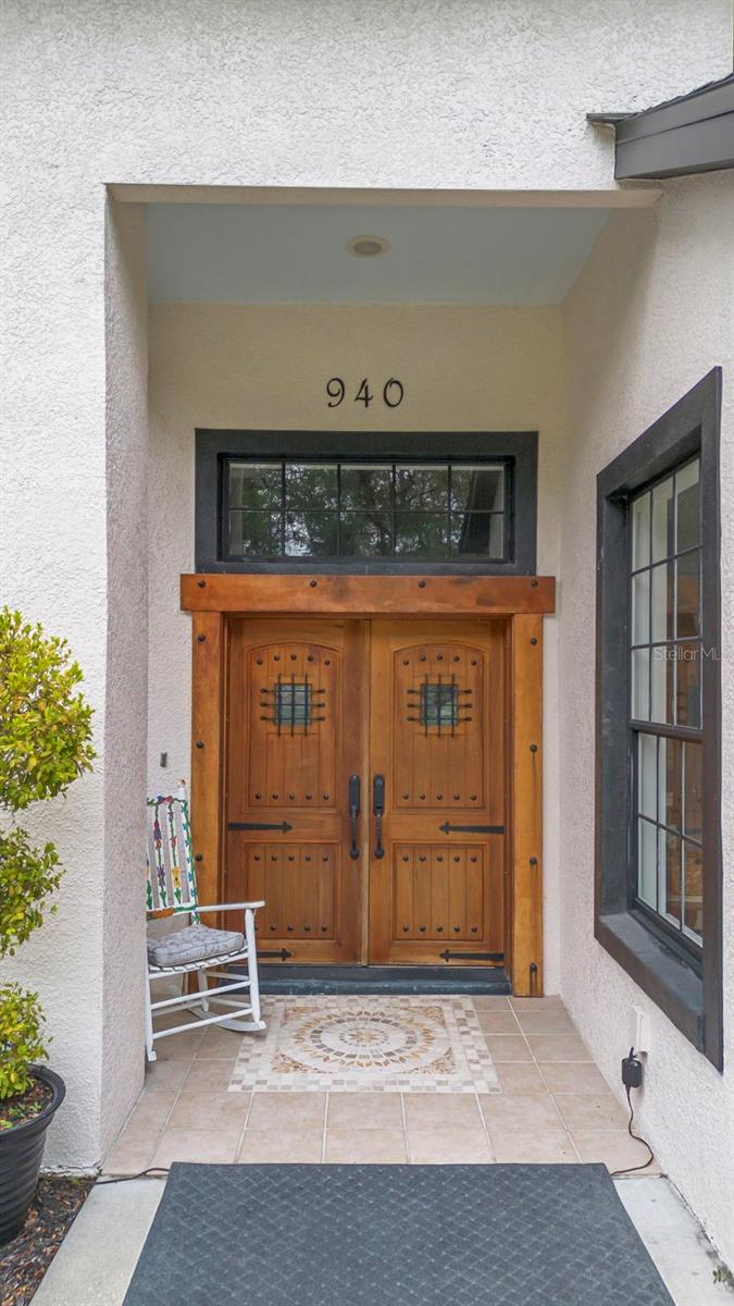 940 GLENWOOD ROAD