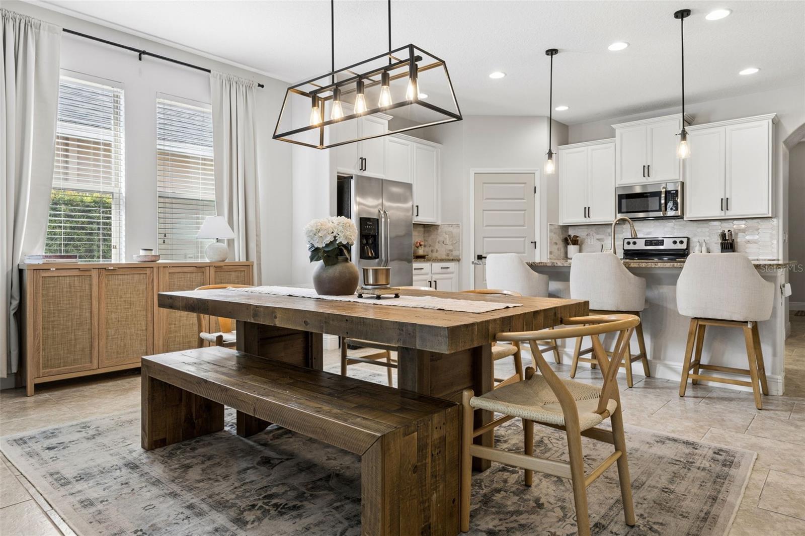 8275 BAYVIEW CROSSING DR DRIVE