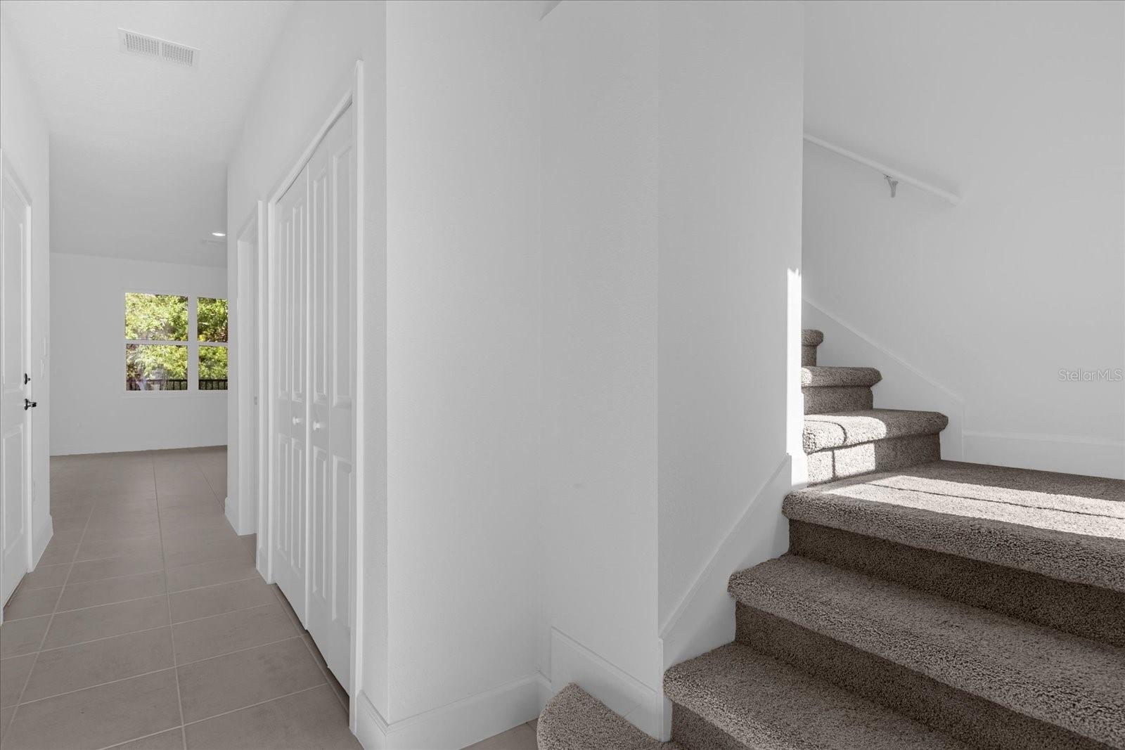 TOWNHOMES AT RIVERS EDGE - Residential Lease