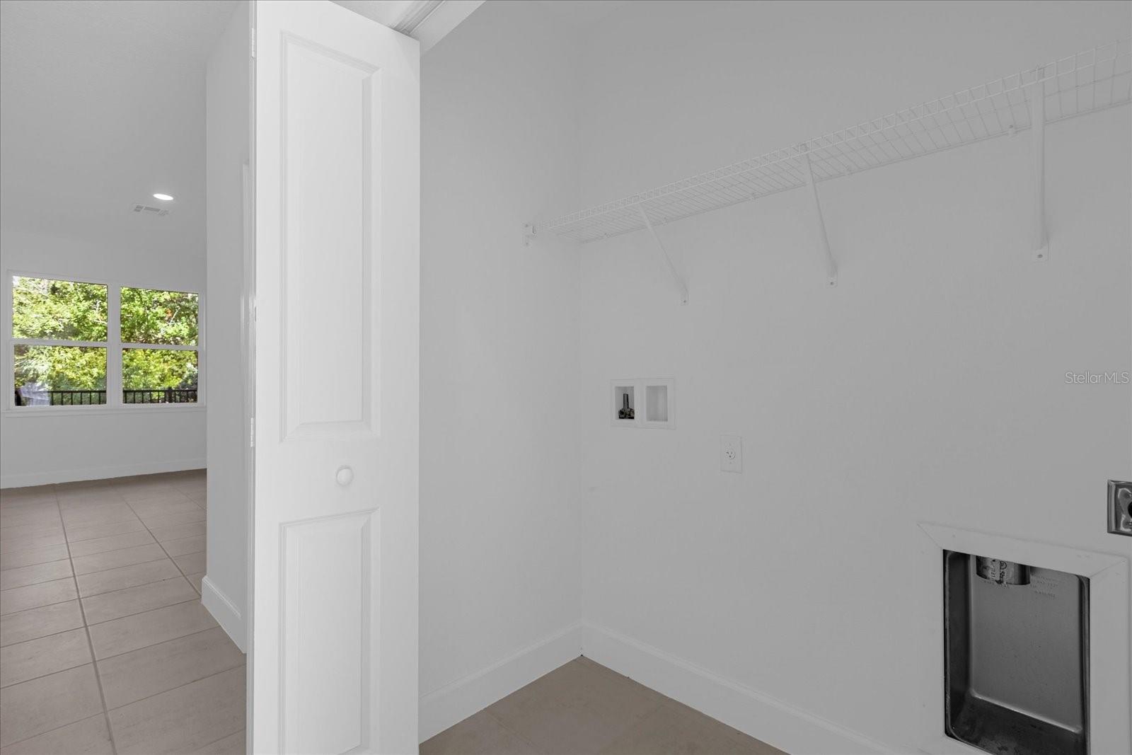 TOWNHOMES AT RIVERS EDGE - Residential Lease