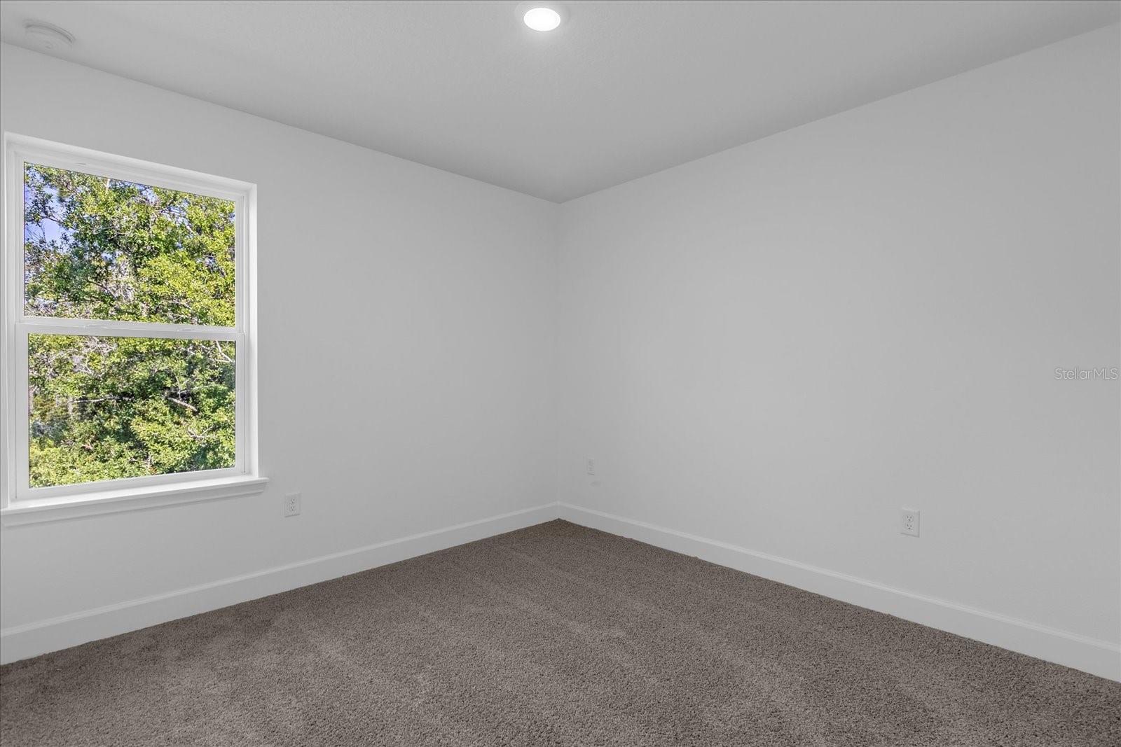 TOWNHOMES AT RIVERS EDGE - Residential Lease