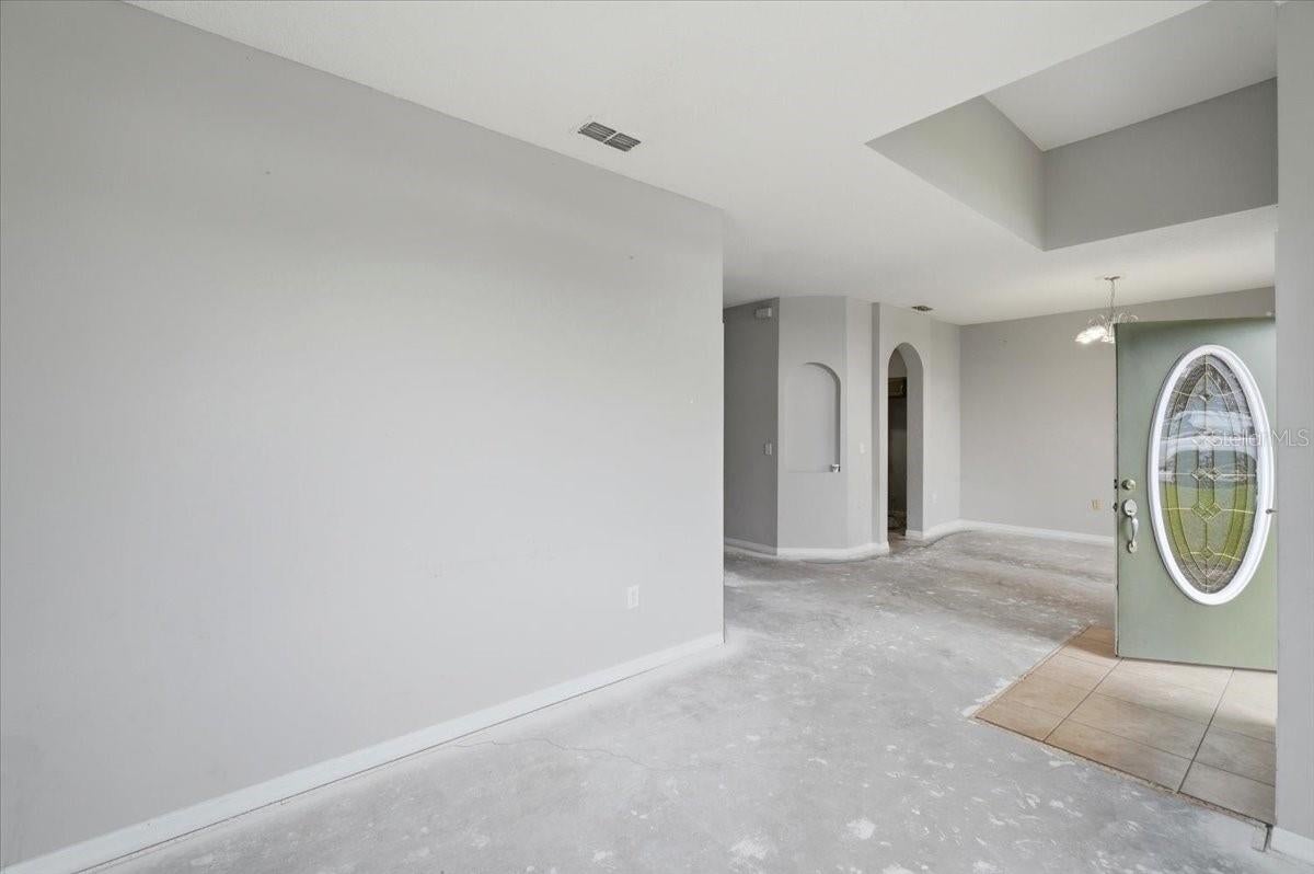 153 OAK CROSSING BOULEVARD