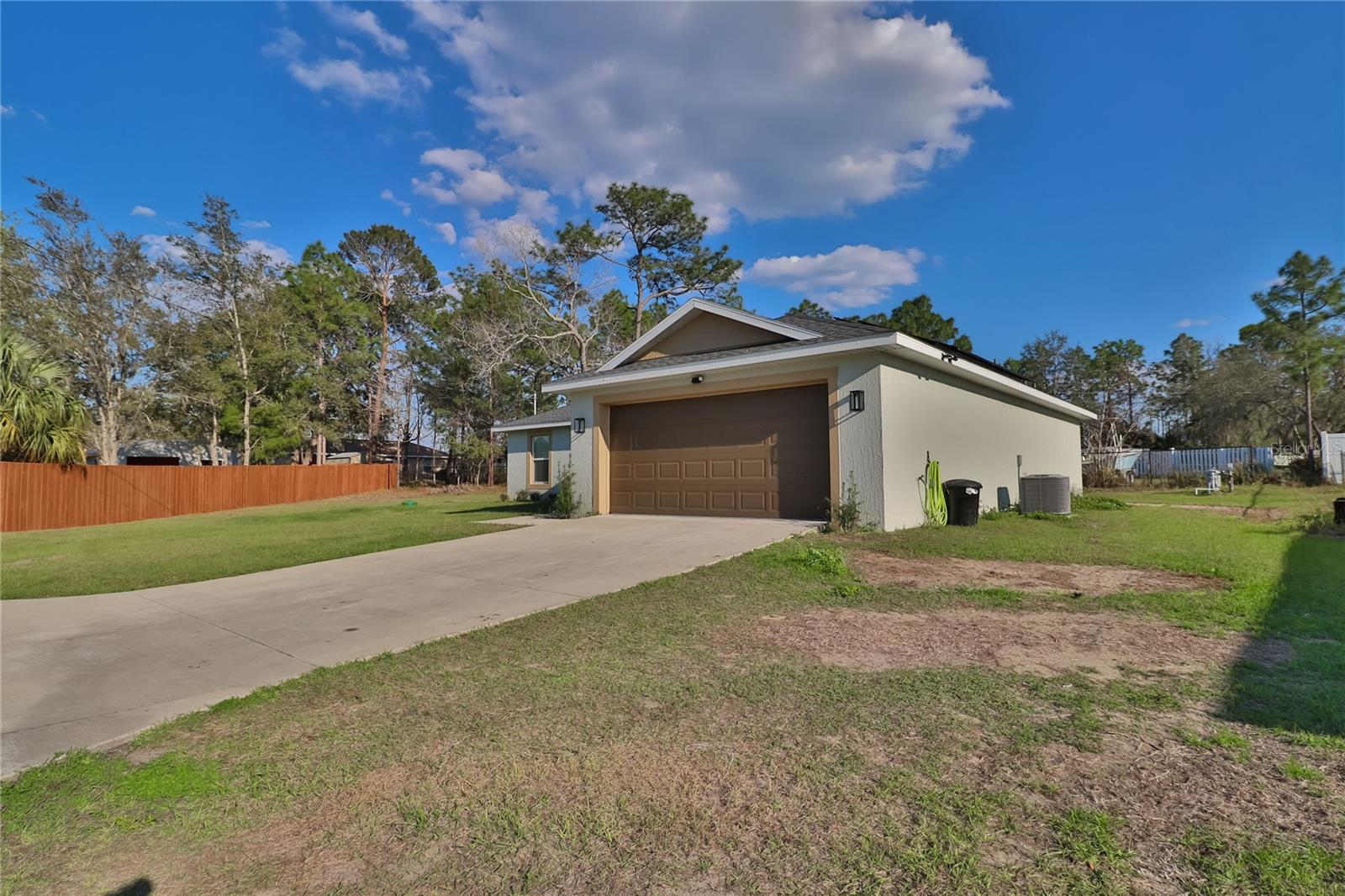 14 HEMLOCK LOOP COURT