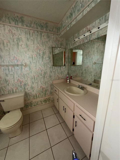 Tiny photo for 11590 SW 84th Avenue Road, Ocala, FL 34481 (MLS # OM719374)