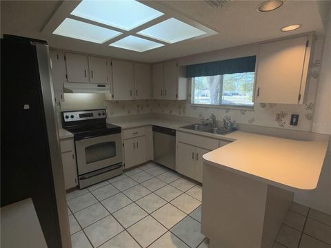 Tiny photo for 11590 SW 84th Avenue Road, Ocala, FL 34481 (MLS # OM719374)