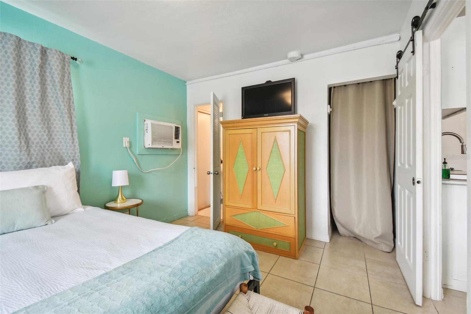 CONEY ISLAND - Residential Income