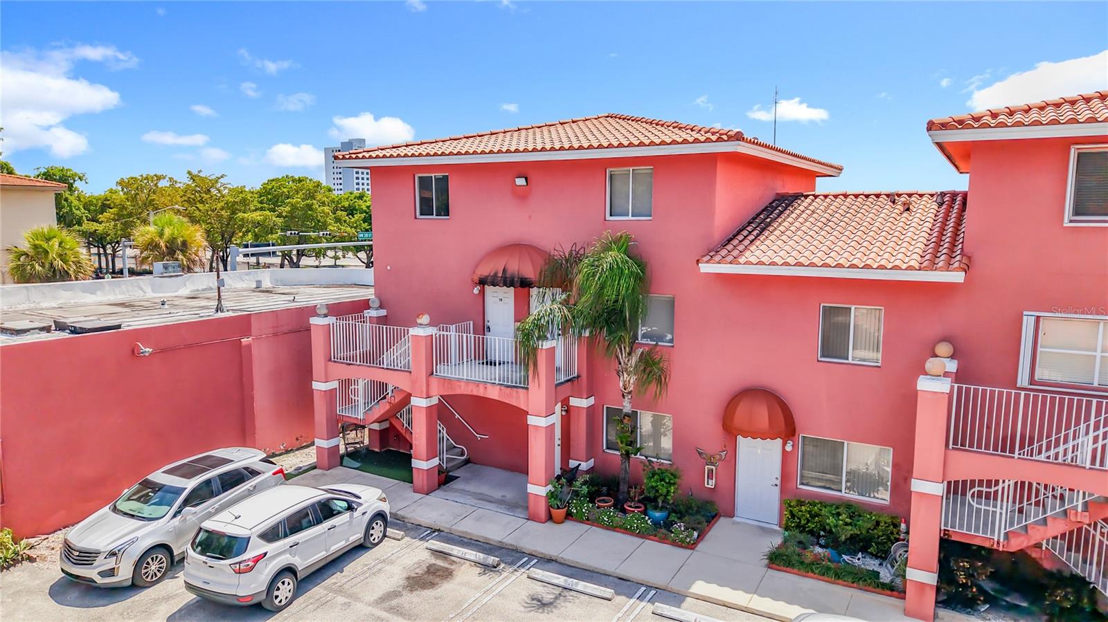 RALPH PLAZA II CONDO - Residential