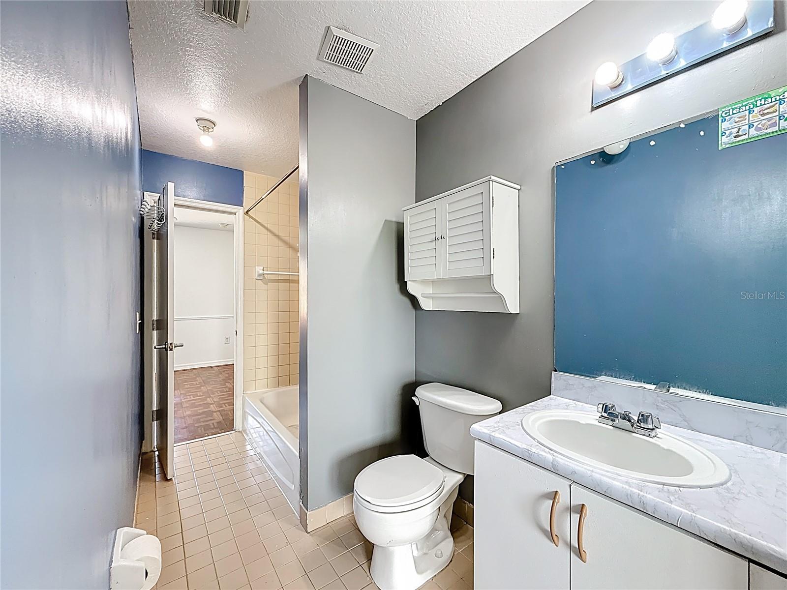 RALPH PLAZA II CONDO - Residential