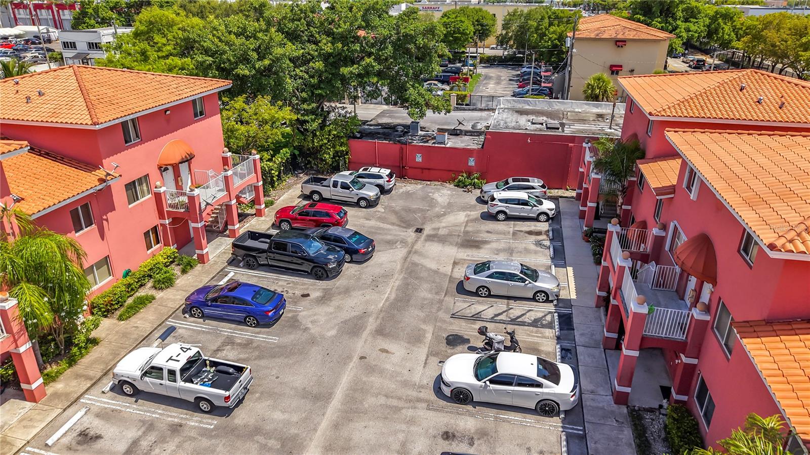 RALPH PLAZA II CONDO - Residential