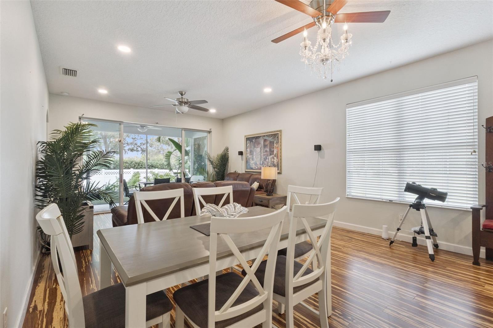 COTTAGES/SANDERS GROVE - Residential