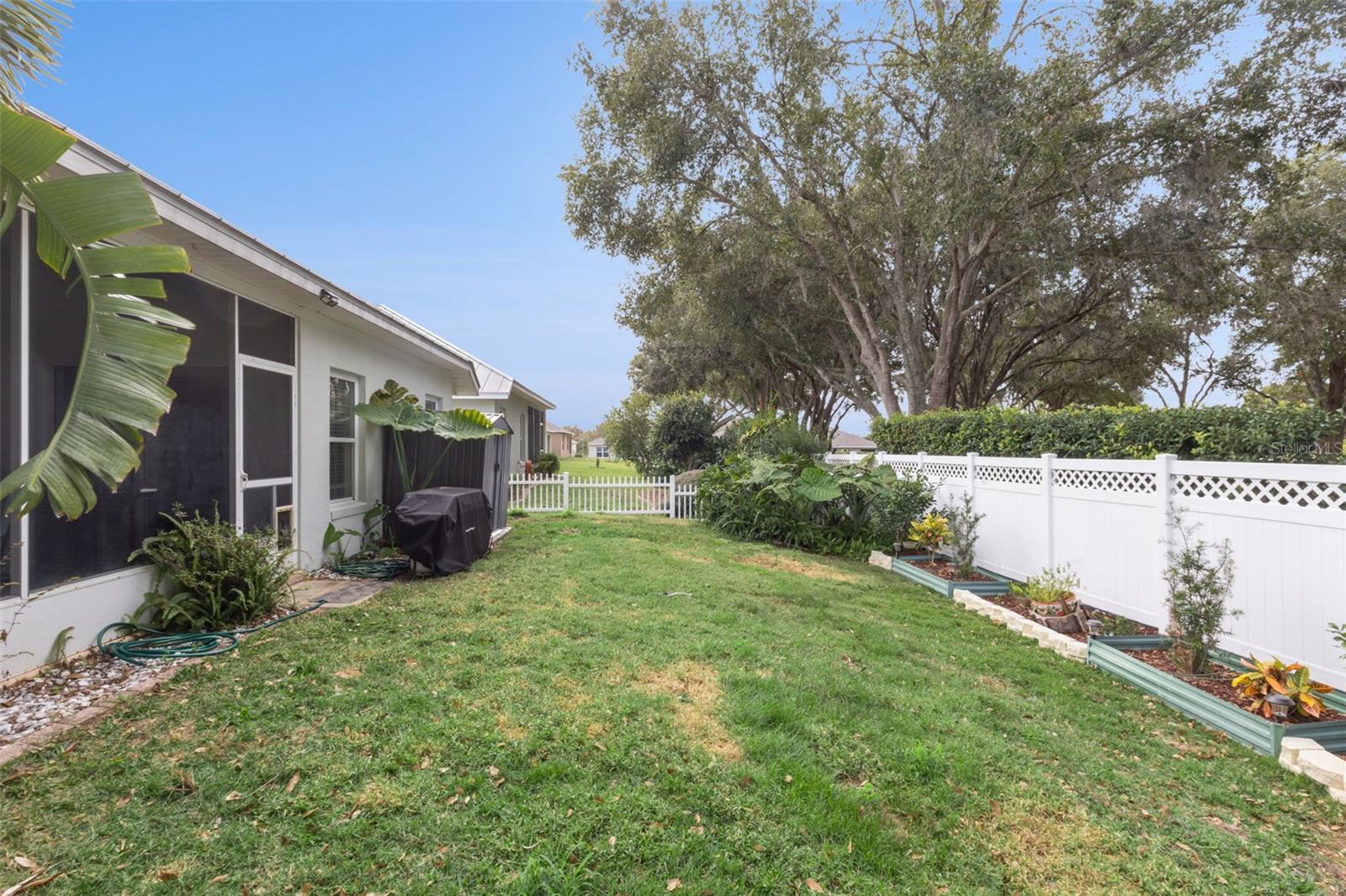 COTTAGES/SANDERS GROVE - Residential