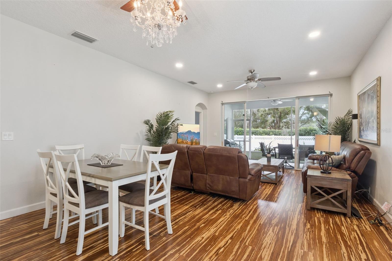 COTTAGES/SANDERS GROVE - Residential