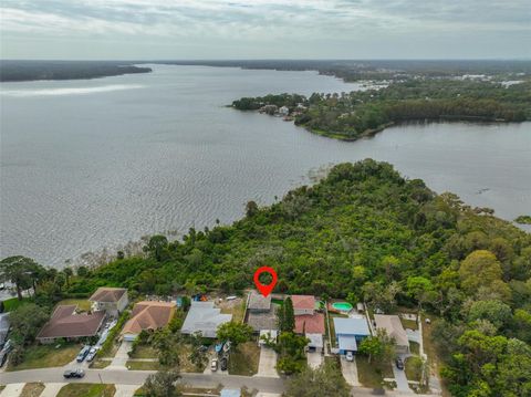 A home in TARPON SPRINGS