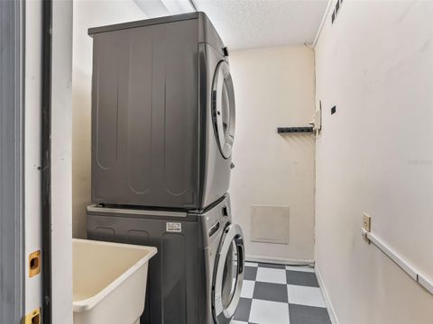 Tiny photo for 8061 SE 167th Hilltop Loop, The Villages, FL 32162 (MLS # G5105946)