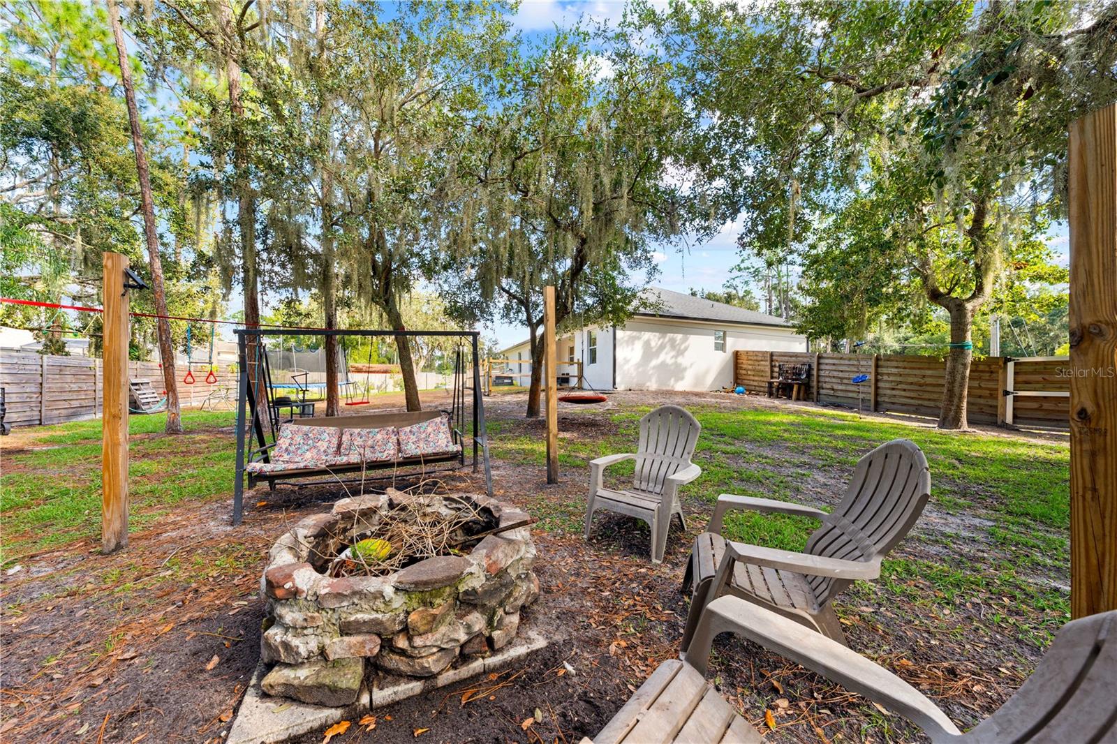 NEW EDEN ON THE LAKES UNITS 11 & 14 REP - Residential