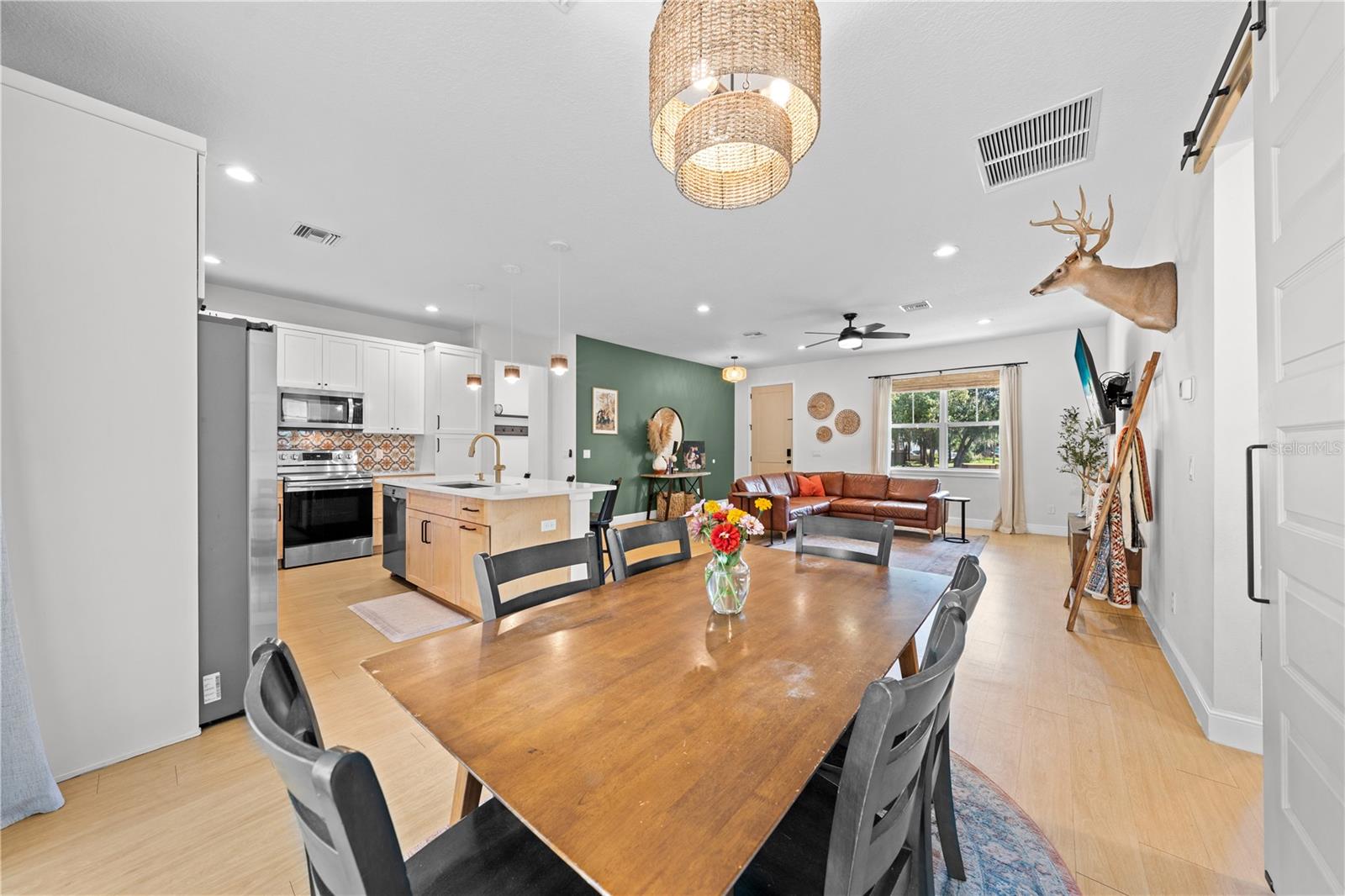 NEW EDEN ON THE LAKES UNITS 11 & 14 REP - Residential