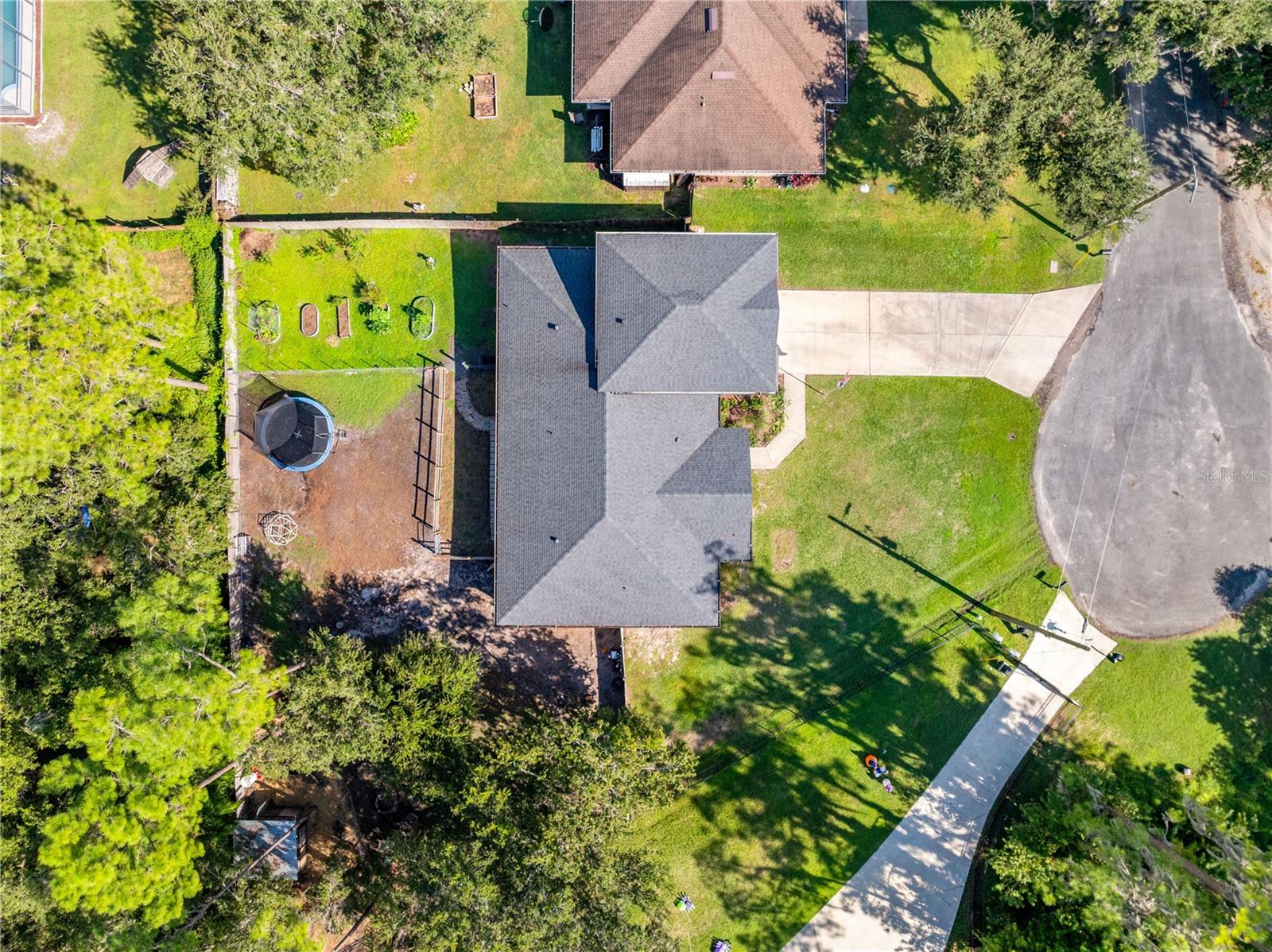 NEW EDEN ON THE LAKES UNITS 11 & 14 REP - Residential