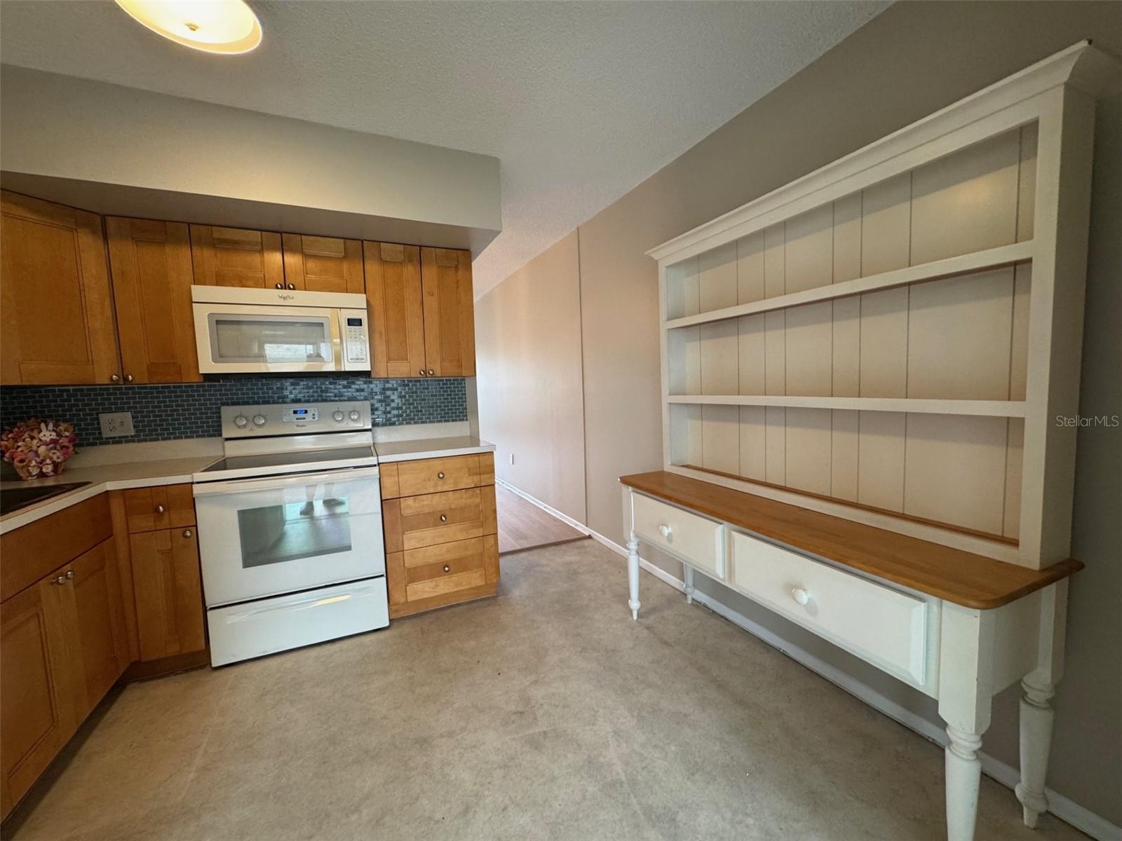 2385 TAHITIAN LANE 43