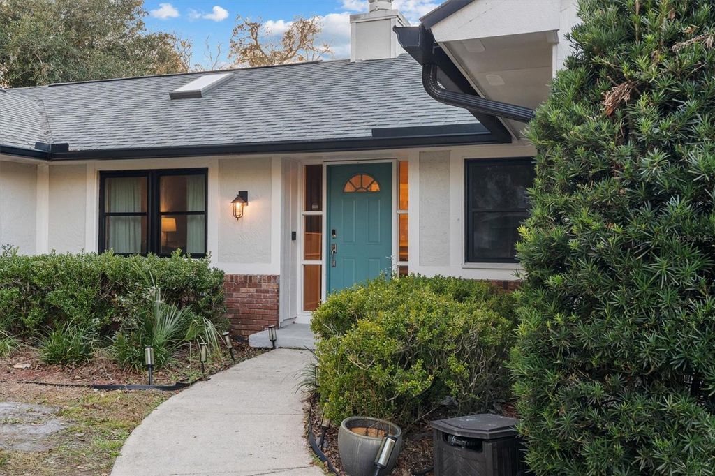 Photo of 109 Country Hill Drive, Longwood, FL 32779 (MLS # O6378515)