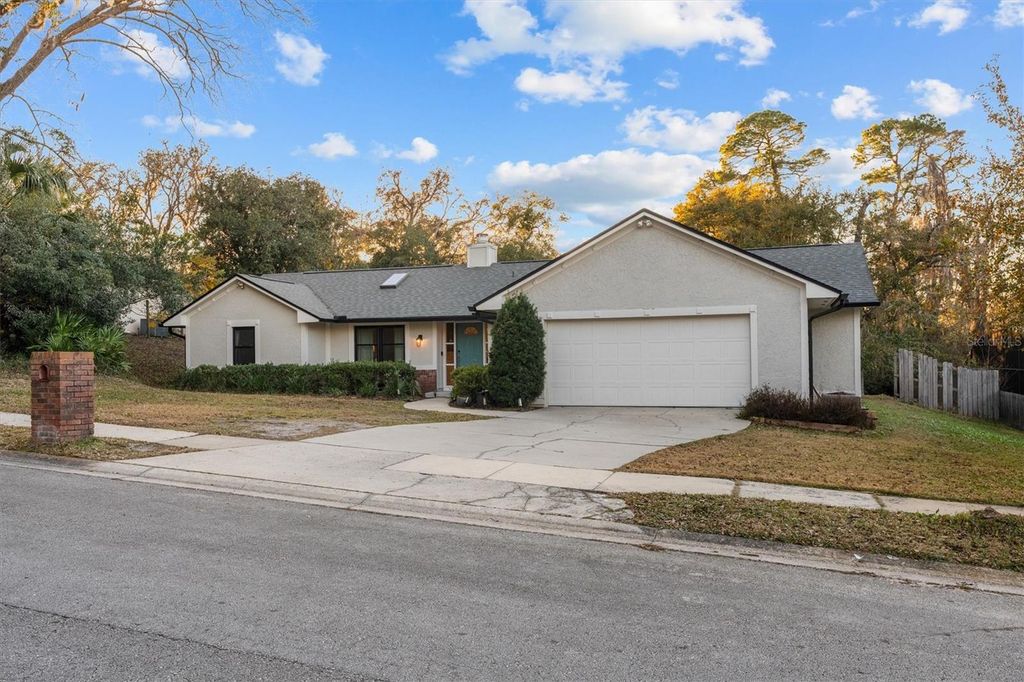 Photo of 109 Country Hill Drive, Longwood, FL 32779 (MLS # O6378515)