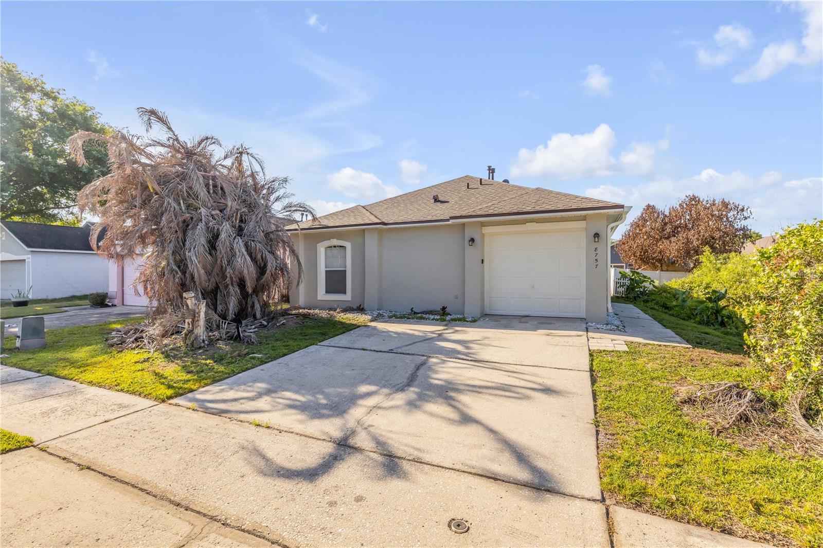 VALENCIA WOODS SECOND ADD - Residential