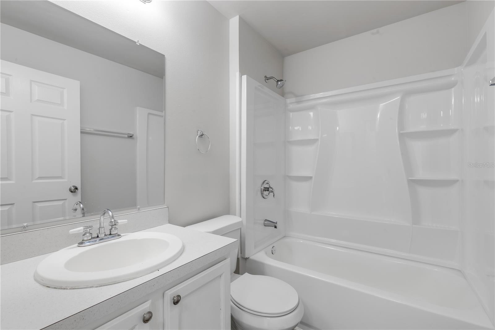 VALENCIA WOODS SECOND ADD - Residential