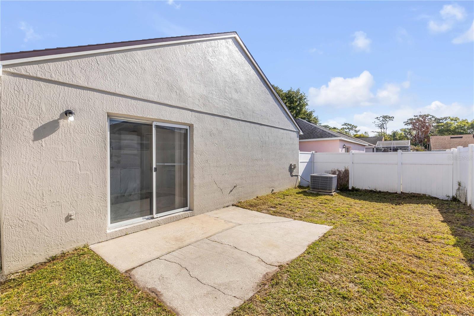 VALENCIA WOODS SECOND ADD - Residential