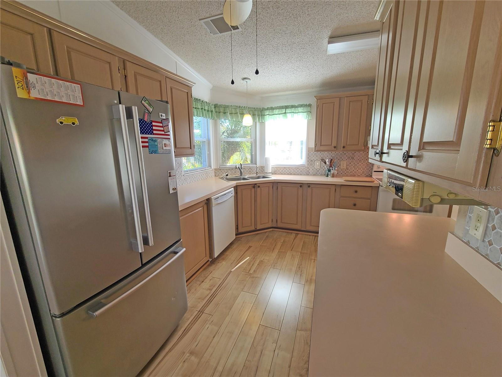 HEARITAGE WOOD N LAKES ESTATES - Residential