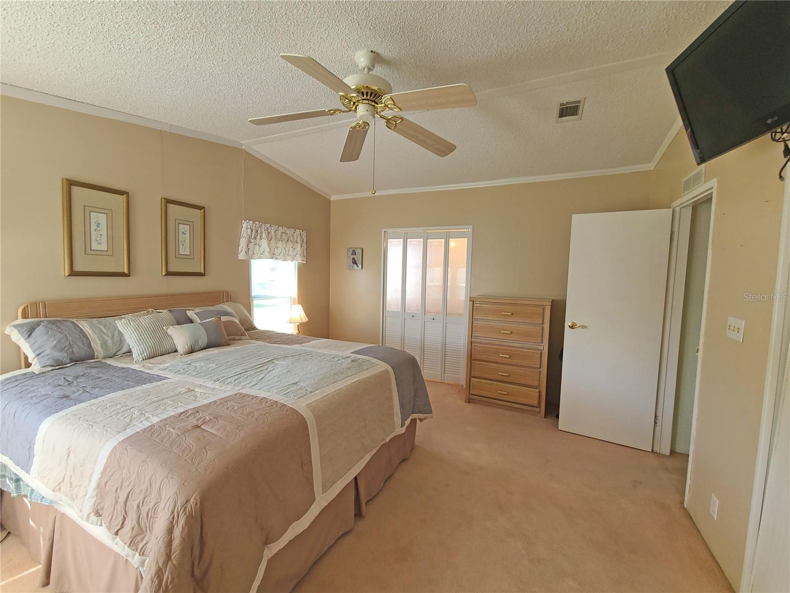 HEARITAGE WOOD N LAKES ESTATES - Residential